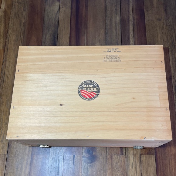 Winchester Wooden Ammo Box - Picture 8 of 14